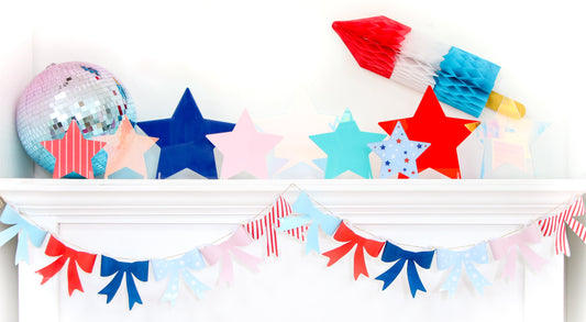 Paper patriotic bow garland