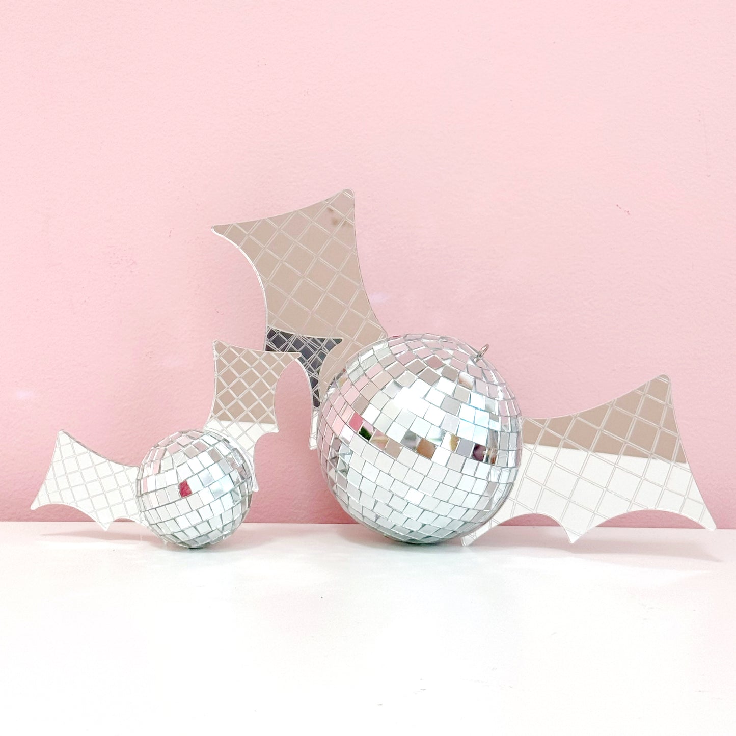 Disco bats