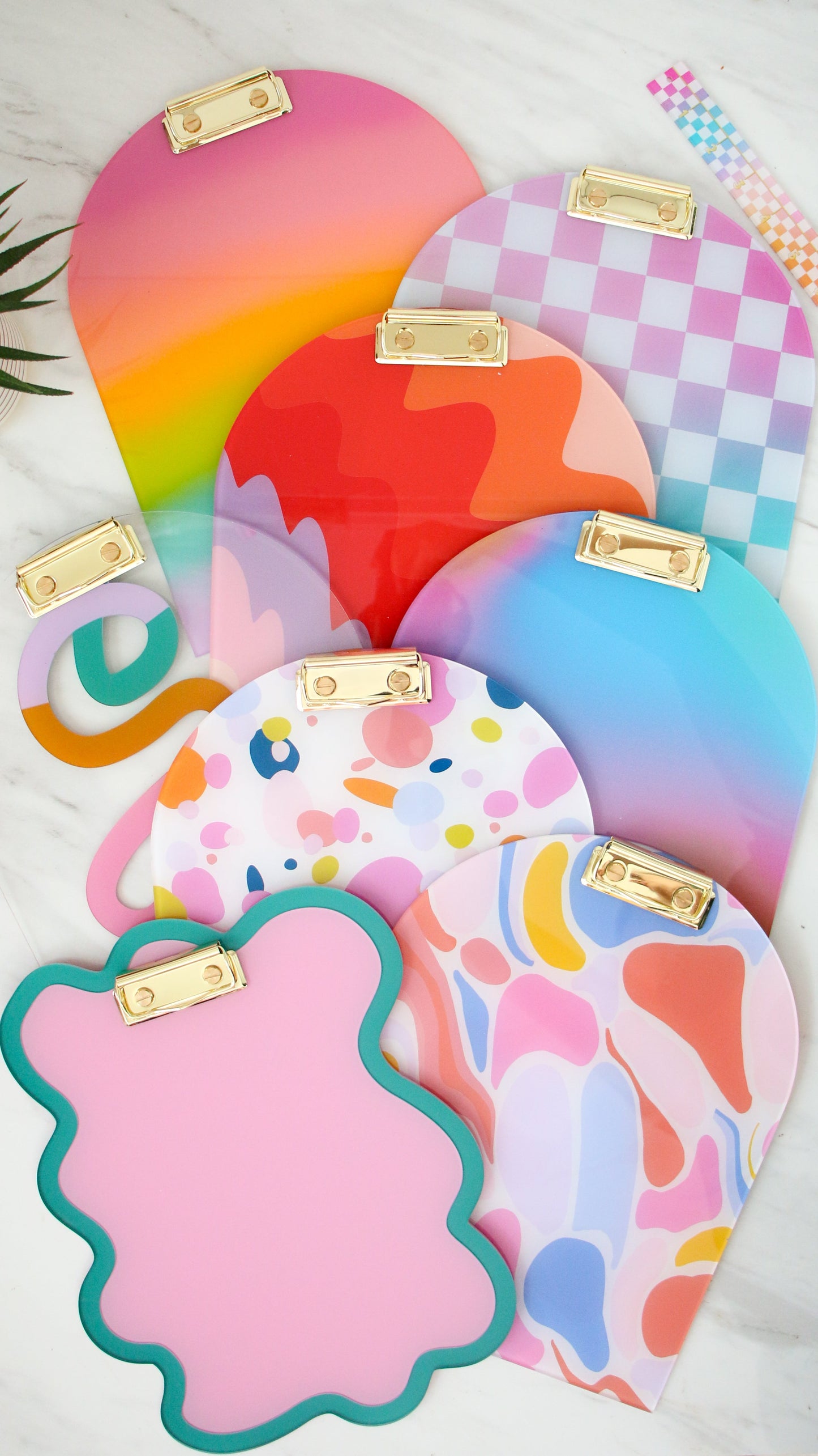 Abstract Ombre patterned acrylic clipboard