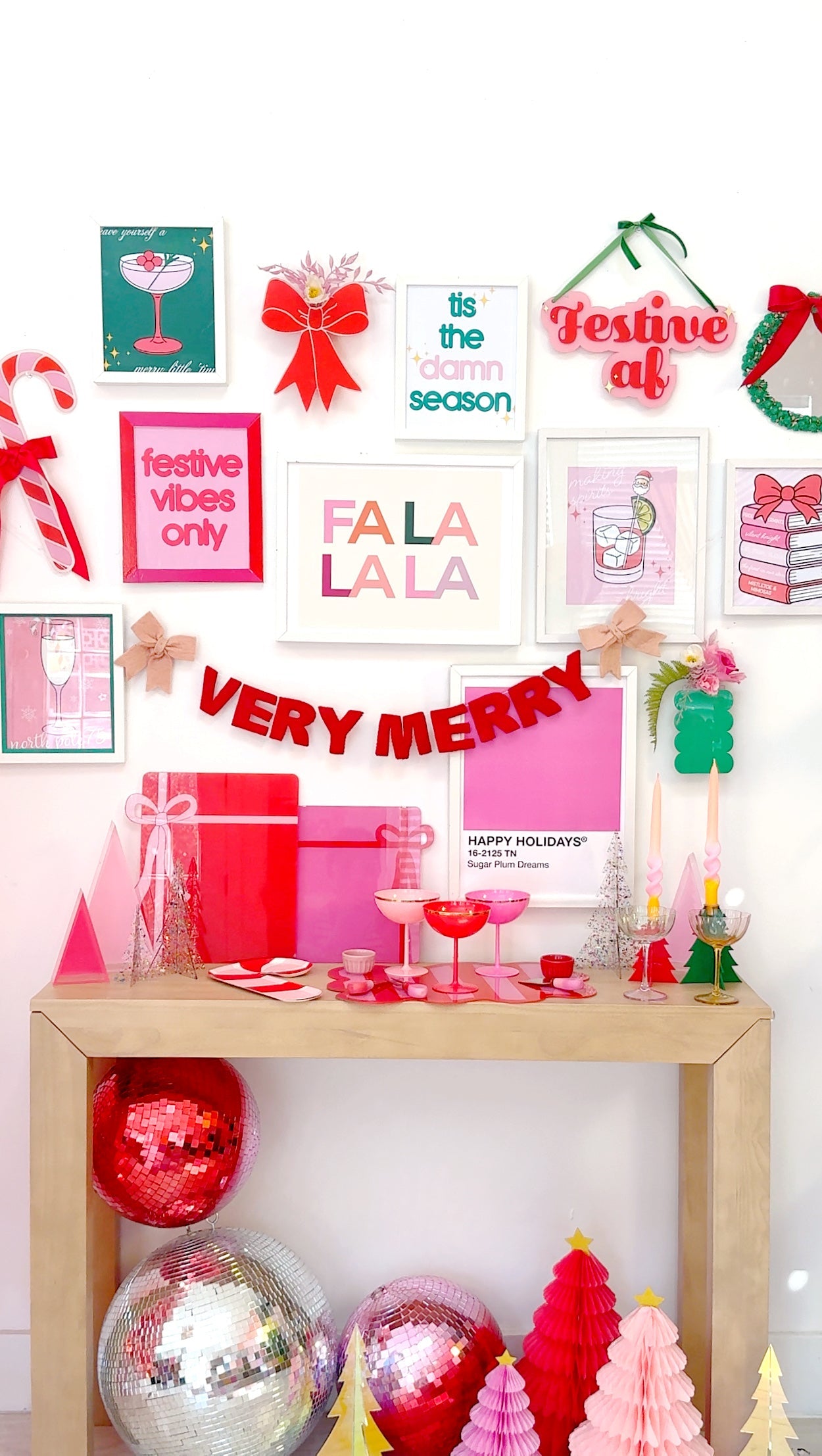 ‘Tis the damn season hanging wall art sign