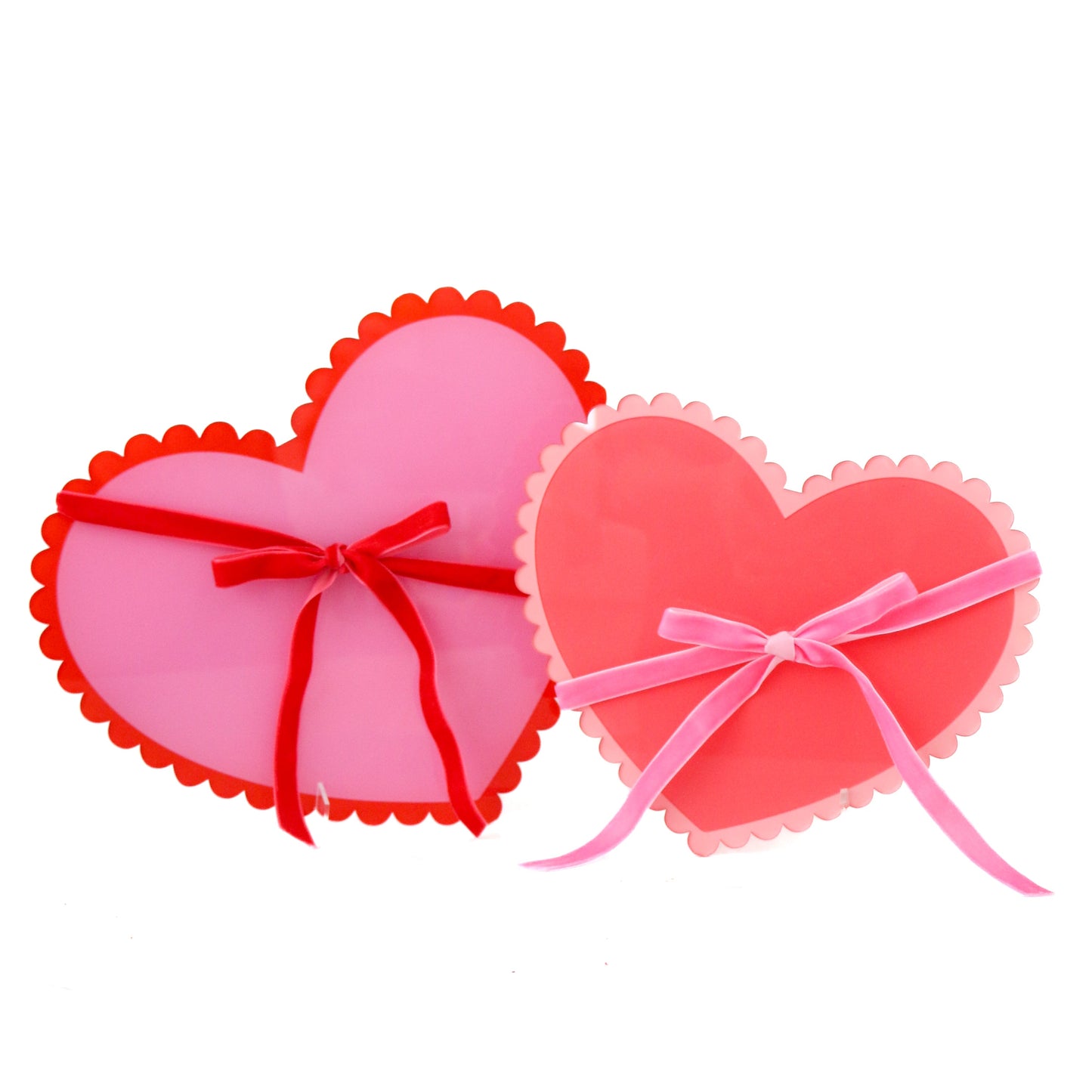 Scalloped Bow acrylic hearts