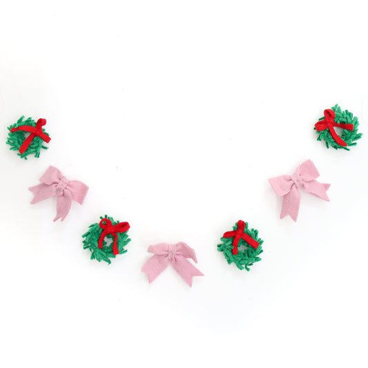 Wreaths and Bows Felt Garland
